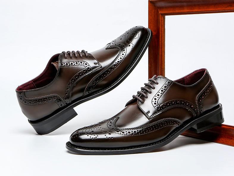 Men's Classic Wingtip Brogue Derby Shoes