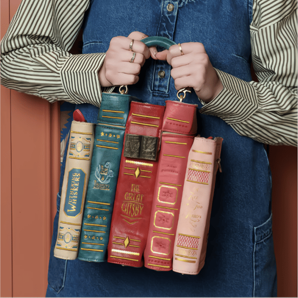 🔥2026 HOT SALE 49% OFF 📚 Vintage Stacked Book Novelty Handbag(📦Buy 2 Free Shipping)